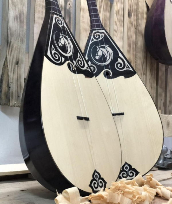 Шабылған домбыра клён(жергілікті) Шабылған домбыра клён(жергілікті)