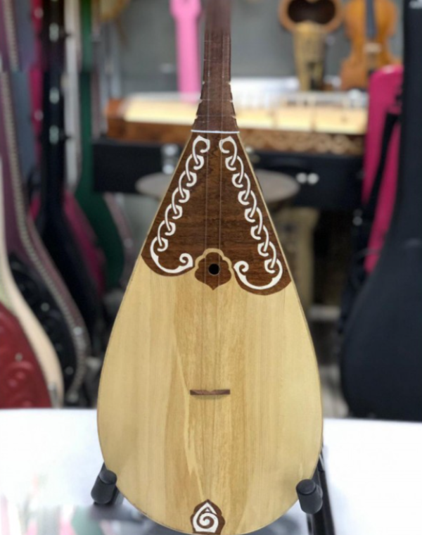 Домбыра 48 қайың суйекпен Домбыра 48 қайың суйекпен