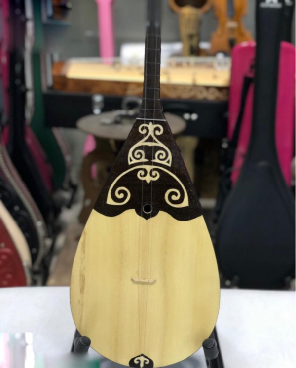 Домбыра 48 қайың суйекпен Домбыра 48 қайың суйекпен